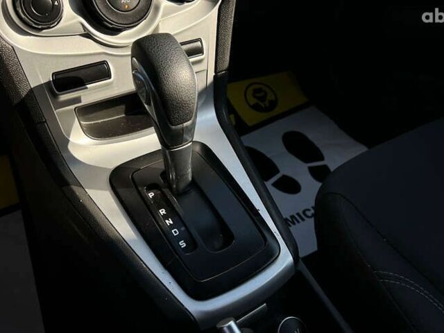 Форд Фієста, об'ємом двигуна 1.6 л та пробігом 70 тис. км за 7999 $, фото 11 на Automoto.ua