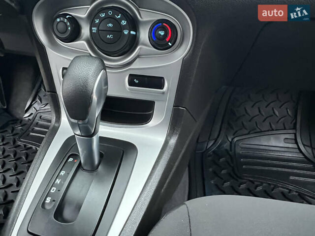 Форд Фиеста, объемом двигателя 1.6 л и пробегом 84 тыс. км за 10500 $, фото 51 на Automoto.ua