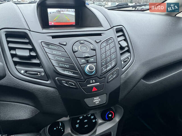 Форд Фиеста, объемом двигателя 1.6 л и пробегом 84 тыс. км за 10500 $, фото 56 на Automoto.ua