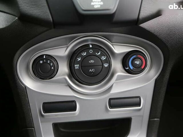 Форд Фиеста 2018 в Киеве на Automoto.ua Форд Фиеста, объемом двигателя 1.6 л и пробегом 78 тыс. км за 8500 $, фото 19 на Automoto.ua