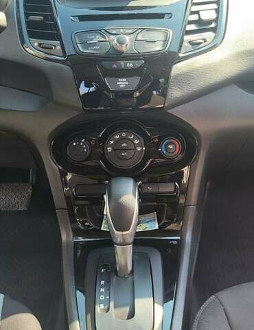 Форд Фієста, об'ємом двигуна 1.6 л та пробігом 100 тис. км за 10400 $, фото 11 на Automoto.ua