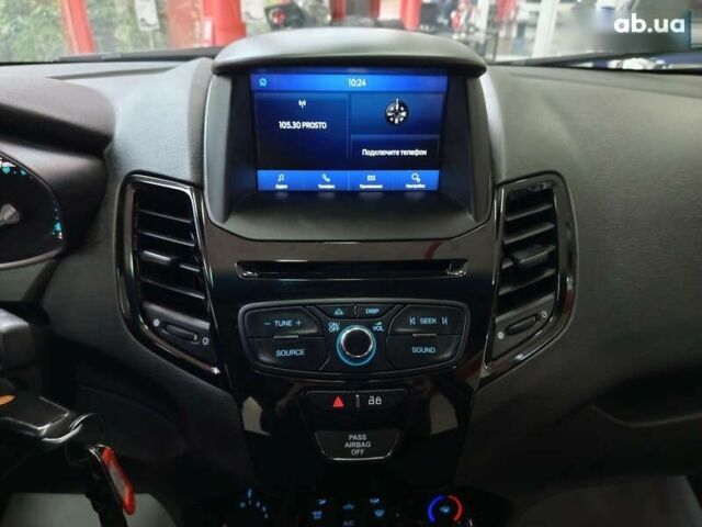 Форд Фиеста, объемом двигателя 1.6 л и пробегом 41 тыс. км за 9200 $, фото 21 на Automoto.ua