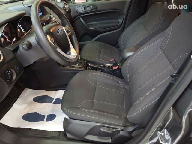 Форд Фиеста, объемом двигателя 1.6 л и пробегом 41 тыс. км за 9200 $, фото 12 на Automoto.ua