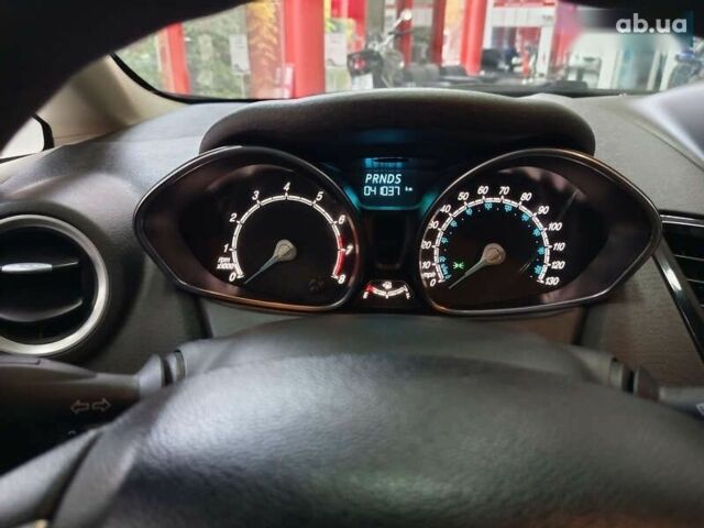 Форд Фиеста, объемом двигателя 1.6 л и пробегом 41 тыс. км за 9200 $, фото 18 на Automoto.ua