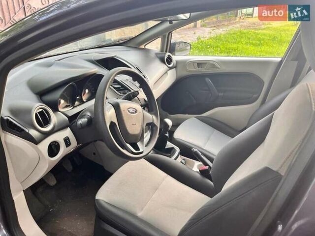 Форд Фиеста, объемом двигателя 1.6 л и пробегом 213 тыс. км за 5500 $, фото 7 на Automoto.ua