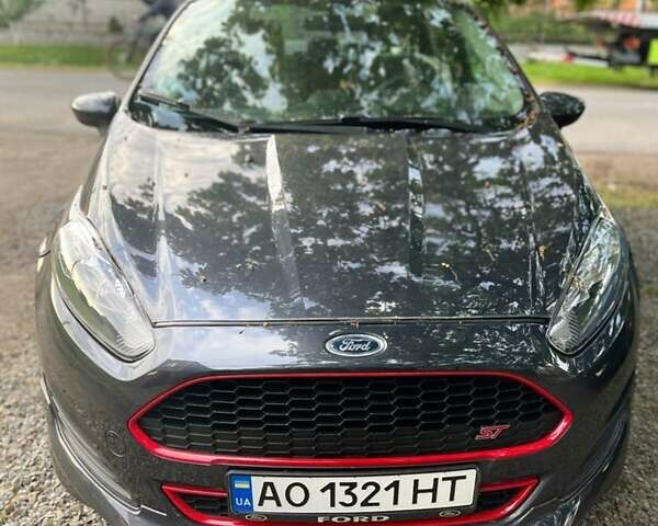 Форд Фиеста, объемом двигателя 1.6 л и пробегом 213 тыс. км за 5500 $, фото 3 на Automoto.ua