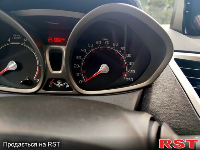 Форд Фиеста, объемом двигателя 1.6 л и пробегом 250 тыс. км за 6300 $, фото 3 на Automoto.ua