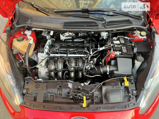 Форд Фиеста, объемом двигателя 1.6 л и пробегом 70 тыс. км за 11000 $, фото 21 на Automoto.ua