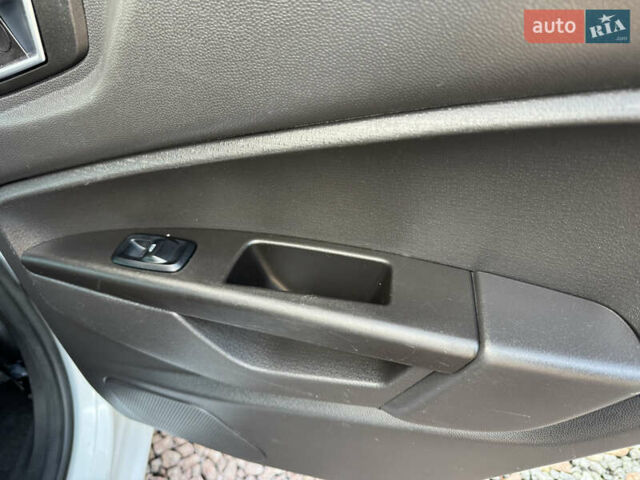 Форд Фиеста, объемом двигателя 0 л и пробегом 113 тыс. км за 6999 $, фото 11 на Automoto.ua