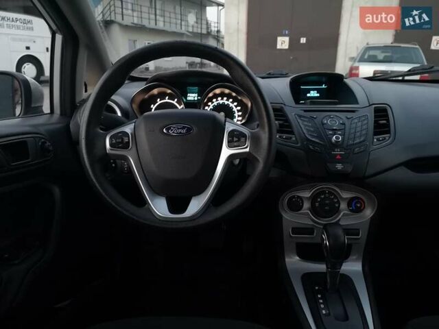 Форд Фієста, об'ємом двигуна 1.6 л та пробігом 90 тис. км за 7900 $, фото 35 на Automoto.ua