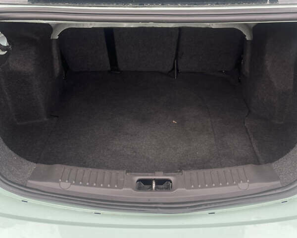 Форд Фиеста, объемом двигателя 1.6 л и пробегом 110 тыс. км за 8950 $, фото 5 на Automoto.ua