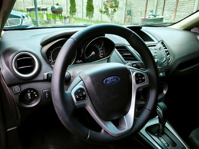 Форд Фиеста, объемом двигателя 1.6 л и пробегом 113 тыс. км за 6900 $, фото 9 на Automoto.ua