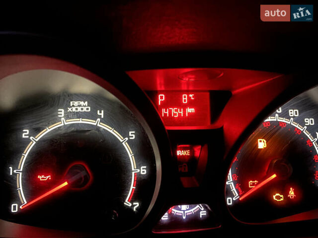 Жовтий Форд Фієста, об'ємом двигуна 1.6 л та пробігом 147 тис. км за 8000 $, фото 16 на Automoto.ua