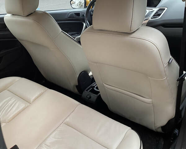 Жовтий Форд Фієста, об'ємом двигуна 1.6 л та пробігом 147 тис. км за 8000 $, фото 11 на Automoto.ua