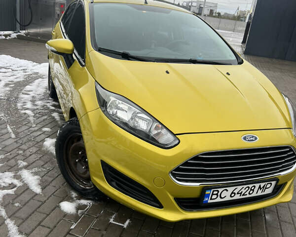 Жовтий Форд Фієста, об'ємом двигуна 1 л та пробігом 85 тис. км за 6250 $, фото 1 на Automoto.ua
