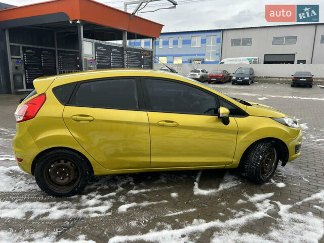 Жовтий Форд Фієста, об'ємом двигуна 1 л та пробігом 85 тис. км за 6250 $, фото 2 на Automoto.ua