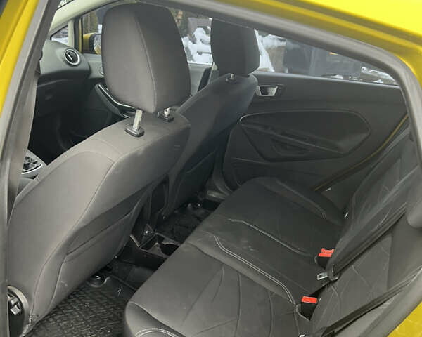 Жовтий Форд Фієста, об'ємом двигуна 1 л та пробігом 85 тис. км за 6250 $, фото 8 на Automoto.ua