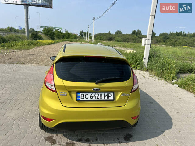 Жовтий Форд Фієста, об'ємом двигуна 1 л та пробігом 83 тис. км за 7000 $, фото 4 на Automoto.ua