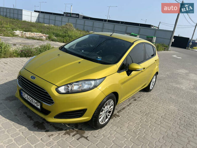 Жовтий Форд Фієста, об'ємом двигуна 1 л та пробігом 83 тис. км за 7000 $, фото 1 на Automoto.ua