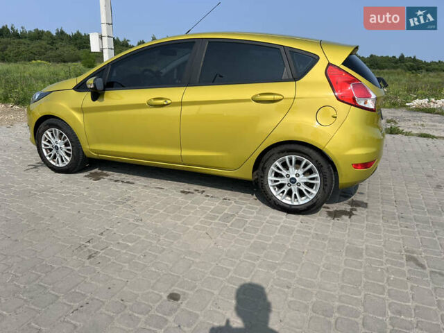 Жовтий Форд Фієста, об'ємом двигуна 1 л та пробігом 83 тис. км за 7000 $, фото 6 на Automoto.ua