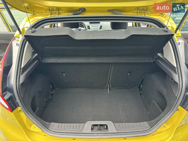 Форд Фієста 2015 у Вінниці на Automoto.ua Жовтий Форд Фієста, об'ємом двигуна 1 л та пробігом 87 тис. км за 9200 $, фото 44 на Automoto.ua