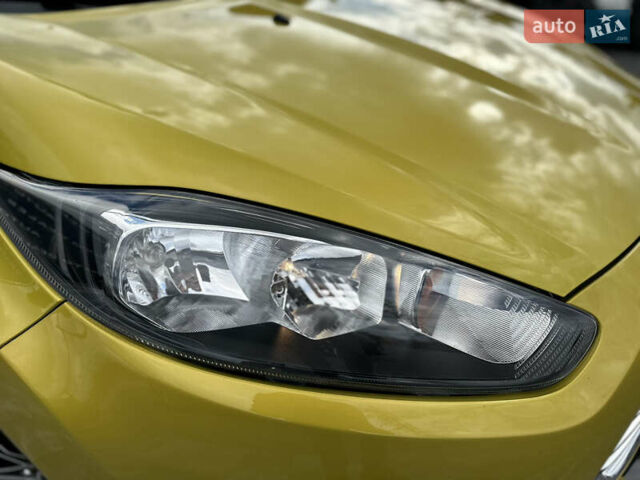 Форд Фієста 2015 у Вінниці на Automoto.ua Жовтий Форд Фієста, об'ємом двигуна 1 л та пробігом 87 тис. км за 9200 $, фото 20 на Automoto.ua