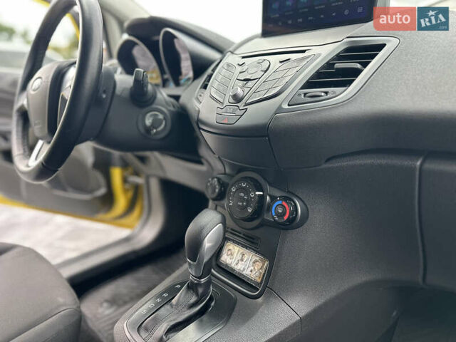 Форд Фієста 2015 у Вінниці на Automoto.ua Жовтий Форд Фієста, об'ємом двигуна 1 л та пробігом 87 тис. км за 9200 $, фото 51 на Automoto.ua