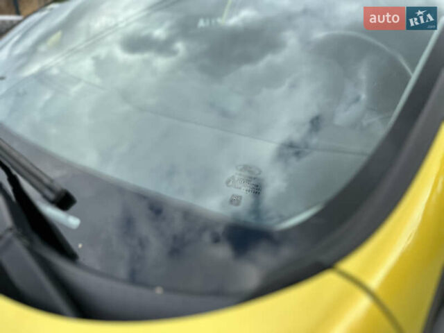 Форд Фієста 2015 у Вінниці на Automoto.ua Жовтий Форд Фієста, об'ємом двигуна 1 л та пробігом 87 тис. км за 9200 $, фото 22 на Automoto.ua