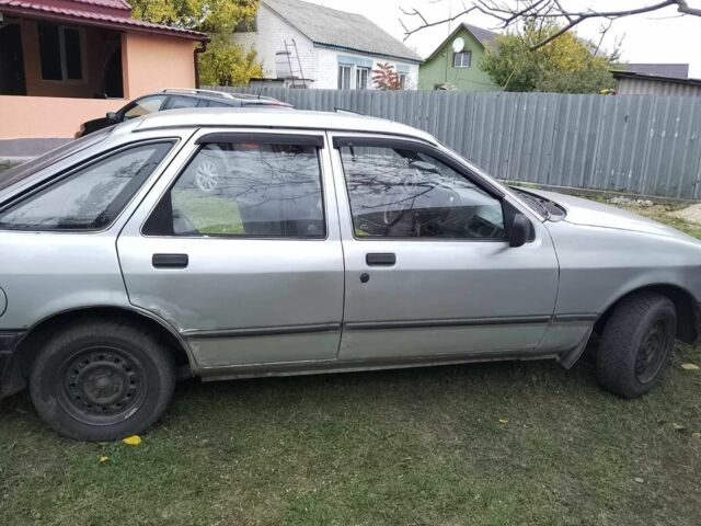 Серый Форд Фиеста, объемом двигателя 1.6 л и пробегом 600 тыс. км за 900 $, фото 3 на Automoto.ua