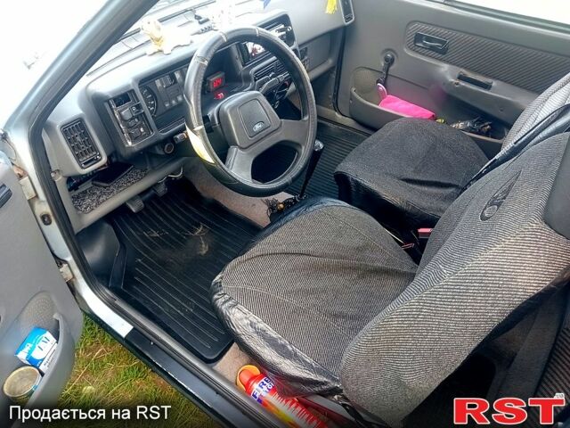 Сірий Форд Фієста, об'ємом двигуна 1.1 л та пробігом 80 тис. км за 950 $, фото 2 на Automoto.ua