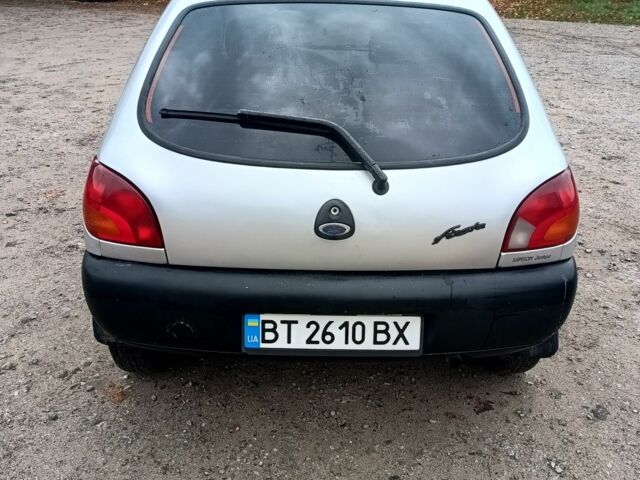 Сірий Форд Фієста, об'ємом двигуна 1.3 л та пробігом 200 тис. км за 1750 $, фото 7 на Automoto.ua