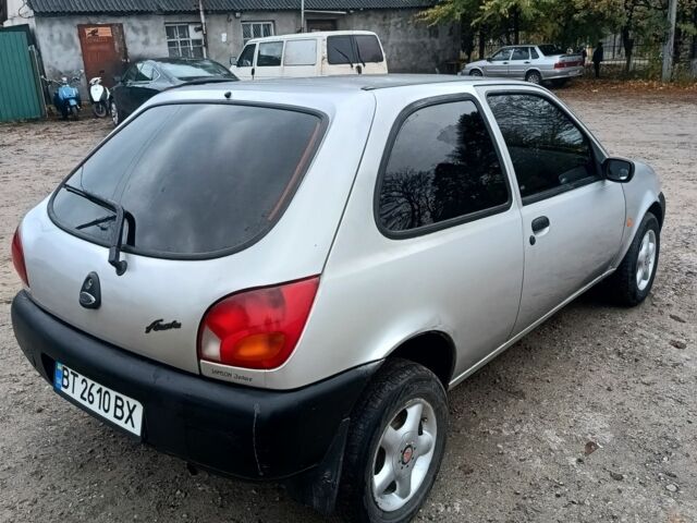 Сірий Форд Фієста, об'ємом двигуна 1.3 л та пробігом 200 тис. км за 1750 $, фото 4 на Automoto.ua