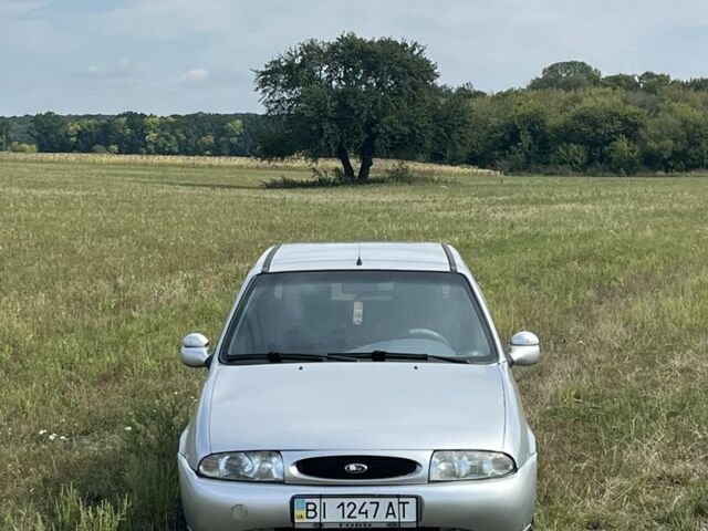 Сірий Форд Фієста, об'ємом двигуна 1.3 л та пробігом 217 тис. км за 1650 $, фото 4 на Automoto.ua