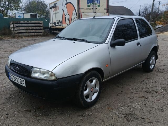 Сірий Форд Фієста, об'ємом двигуна 1.3 л та пробігом 200 тис. км за 1750 $, фото 1 на Automoto.ua