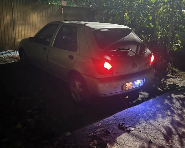 Сірий Форд Фієста, об'ємом двигуна 1.25 л та пробігом 217 тис. км за 1650 $, фото 5 на Automoto.ua