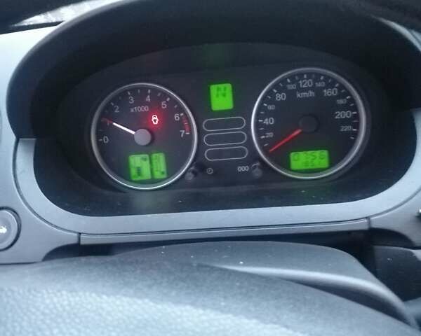 Сірий Форд Фієста, об'ємом двигуна 1.4 л та пробігом 200 тис. км за 4450 $, фото 8 на Automoto.ua