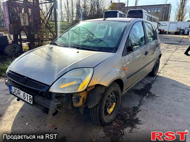 Серый Форд Фиеста, объемом двигателя 1.4 л и пробегом 254 тыс. км за 999 $, фото 7 на Automoto.ua