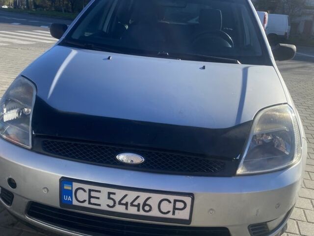Серый Форд Фиеста, объемом двигателя 1.4 л и пробегом 250 тыс. км за 2800 $, фото 1 на Automoto.ua