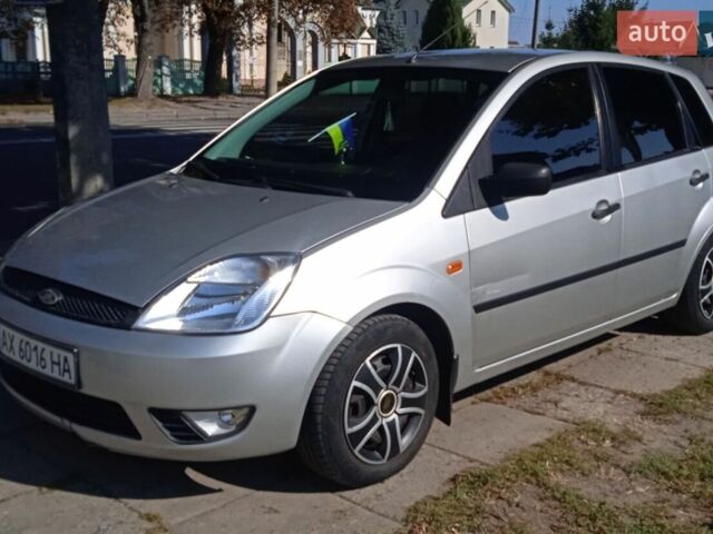 Сірий Форд Фієста, об'ємом двигуна 1.3 л та пробігом 277 тис. км за 3600 $, фото 1 на Automoto.ua
