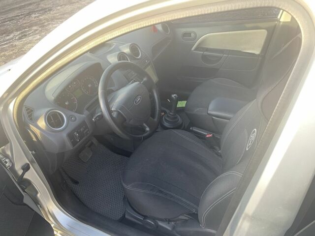 Форд Фиеста 2006 в Житомире на Automoto.ua Серый Форд Фиеста, объемом двигателя 1.4 л и пробегом 282 тыс. км за 3900 $, фото 14 на Automoto.ua