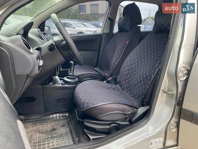 Форд Фиеста 2006 в Киеве на Automoto.ua Серый Форд Фиеста, объемом двигателя 1.4 л и пробегом 184 тыс. км за 5190 $, фото 8 на Automoto.ua