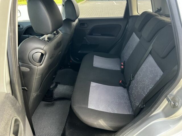 Сірий Форд Фієста, об'ємом двигуна 1.4 л та пробігом 202 тис. км за 4850 $, фото 15 на Automoto.ua