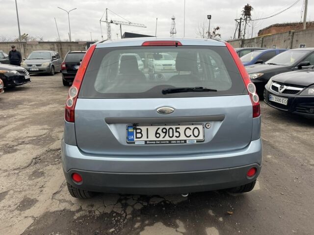 Серый Форд Фиеста, объемом двигателя 1.4 л и пробегом 160 тыс. км за 4200 $, фото 4 на Automoto.ua