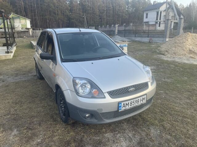 Форд Фиеста 2006 в Житомире на Automoto.ua Серый Форд Фиеста, объемом двигателя 1.4 л и пробегом 282 тыс. км за 3900 $, фото 3 на Automoto.ua