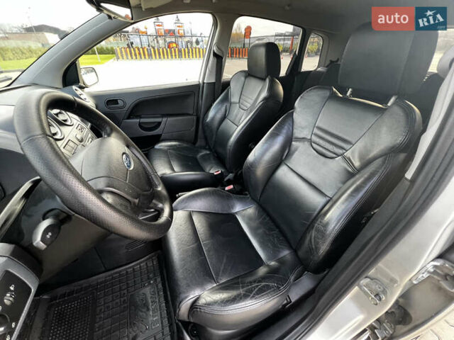 Серый Форд Фиеста, объемом двигателя 1.4 л и пробегом 202 тыс. км за 4850 $, фото 12 на Automoto.ua