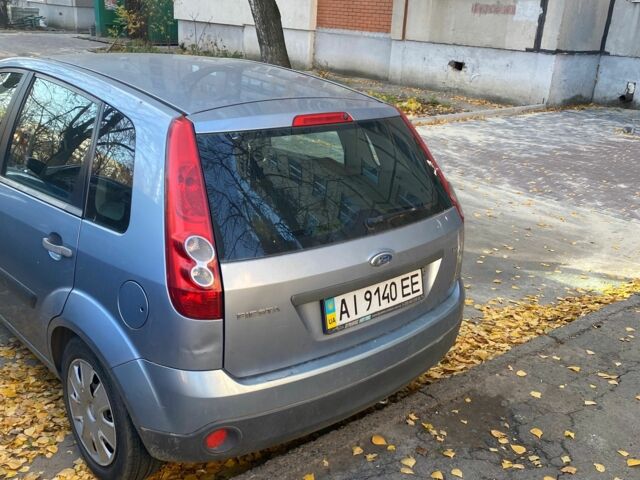 Сірий Форд Фієста, об'ємом двигуна 1.25 л та пробігом 233 тис. км за 2600 $, фото 5 на Automoto.ua