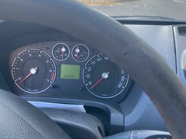 Сірий Форд Фієста, об'ємом двигуна 1.25 л та пробігом 233 тис. км за 2600 $, фото 4 на Automoto.ua