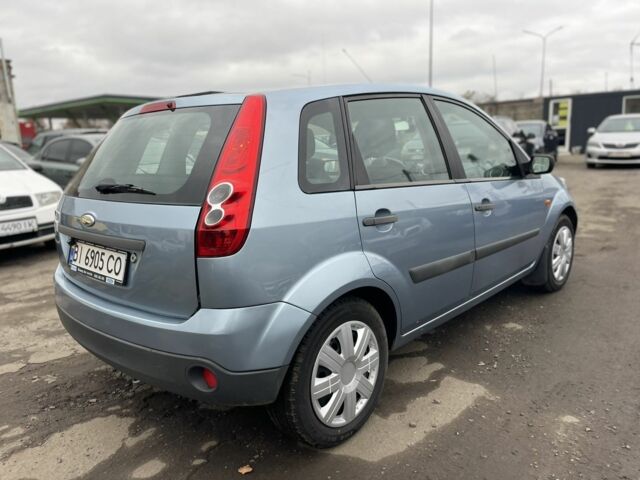 Серый Форд Фиеста, объемом двигателя 1.4 л и пробегом 160 тыс. км за 4200 $, фото 11 на Automoto.ua