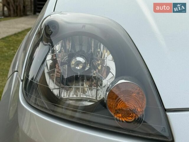 Сірий Форд Фієста, об'ємом двигуна 1.4 л та пробігом 170 тис. км за 3999 $, фото 12 на Automoto.ua