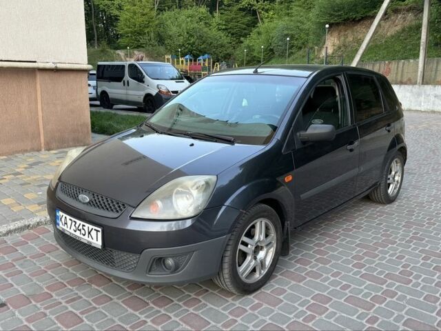 Сірий Форд Фієста, об'ємом двигуна 1.4 л та пробігом 210 тис. км за 4000 $, фото 8 на Automoto.ua
